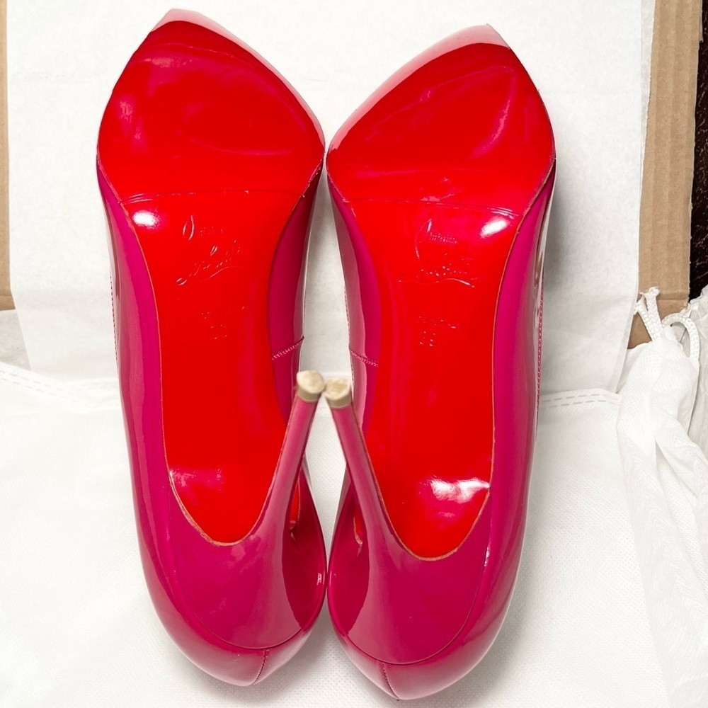 Christian Louboutin Women's Pink Pumps - Picture 9 of 10